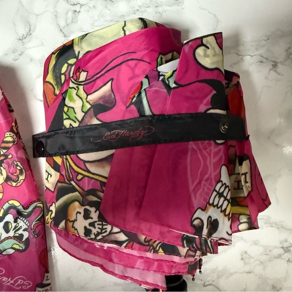 Ed Hardy Pink Skull Umbrella - Picture 8 of 11